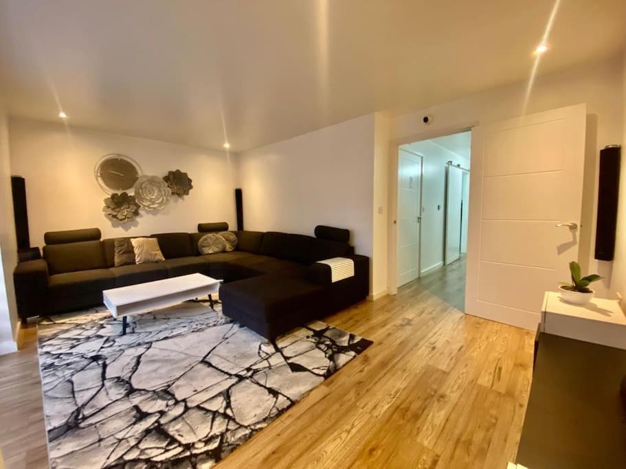 House In Manchester Extérieur photo